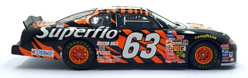 Team Caliber escala 1/24 P632156XX - Chevrolet Nascar #63 Superflo - Verde - Imagem 3 de 4