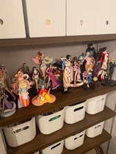 One Piece figures, multiple, bundled, with bonus items