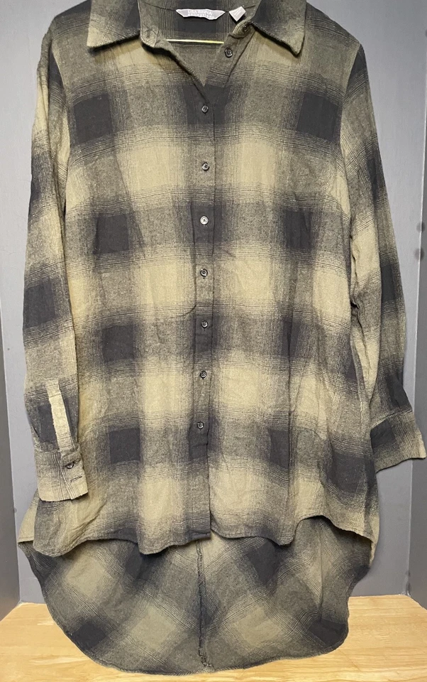 Lisa Rinna Collection Plaid Button Front Hi Lo Hem Size Small Lot Of 3 - Image 4 of 4