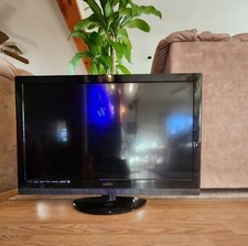 Vizio E320VP 32" 1080p HD LED LCD Television