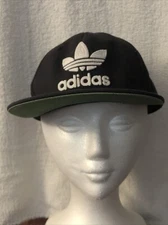 Adidas Originals Flatbill Trefoil Chain Snapback Hat / Cap Black/White S48638