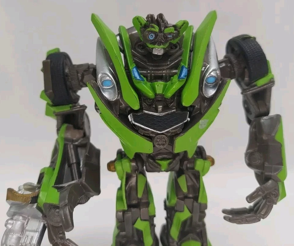 2008 REVENGE OF THE FALLEN ROBOT REPLICAS SKIDS - Image 2 of 4