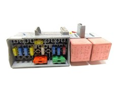 RENAULT MEGANE II BM0/1, CM0/1 Bloc de Fusible 13251 1.46 Diesel 60kw 31392831