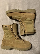 Danner Combat Boots Mens 9.5 Desert Acadia 26000 Leather Military Vibram USA