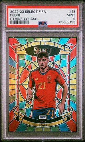 Pedri #18 2022 Panini Select FIFA Stained Glass card