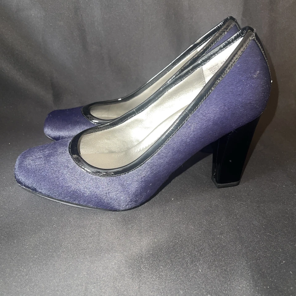 Pelo de becerro púrpura Me Too Petal 9 para mujer talla Tacones de bomba 6M Foto 3 de 4