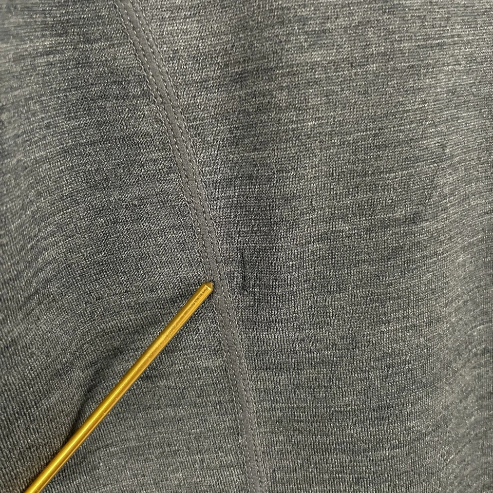 Ibex Size XS Gray 100% Zque Merino Wool Pullover 1/4 Zip Hoodie Base Layer Flaw - Image 2 of 4