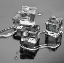 20pcs 2CM Artificial Acrylic Ice Cubes Wedding Party Display Crystal Clear Decor