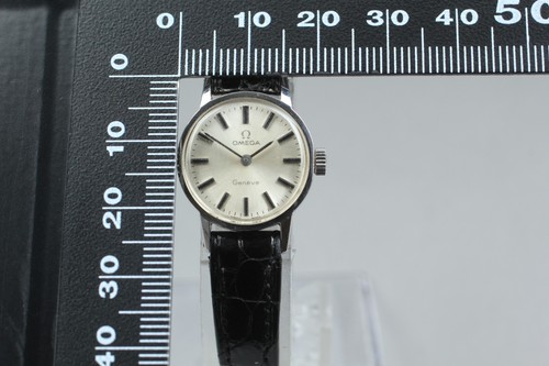 Vintage OMEGA Geneve 511.0451 Hand Winding Cal.625 Women Silver Dial 19mm Watch - Picture 9 of 11