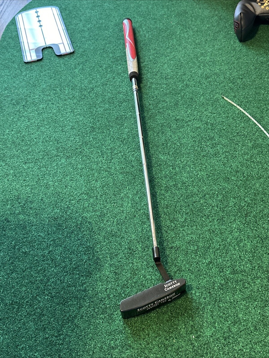 Titleist Scotty Cameron 1997 Classics Newport 2 Putter 35 Titleist Scotty Cameron 1997 Classics Newport 2 Putter 35