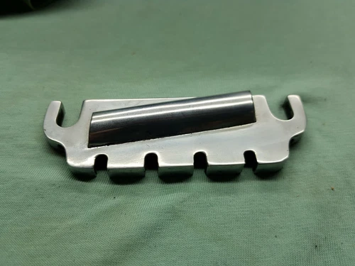 Tailpiece bridge for Gibson violin bass Eb-1 project / restoration.