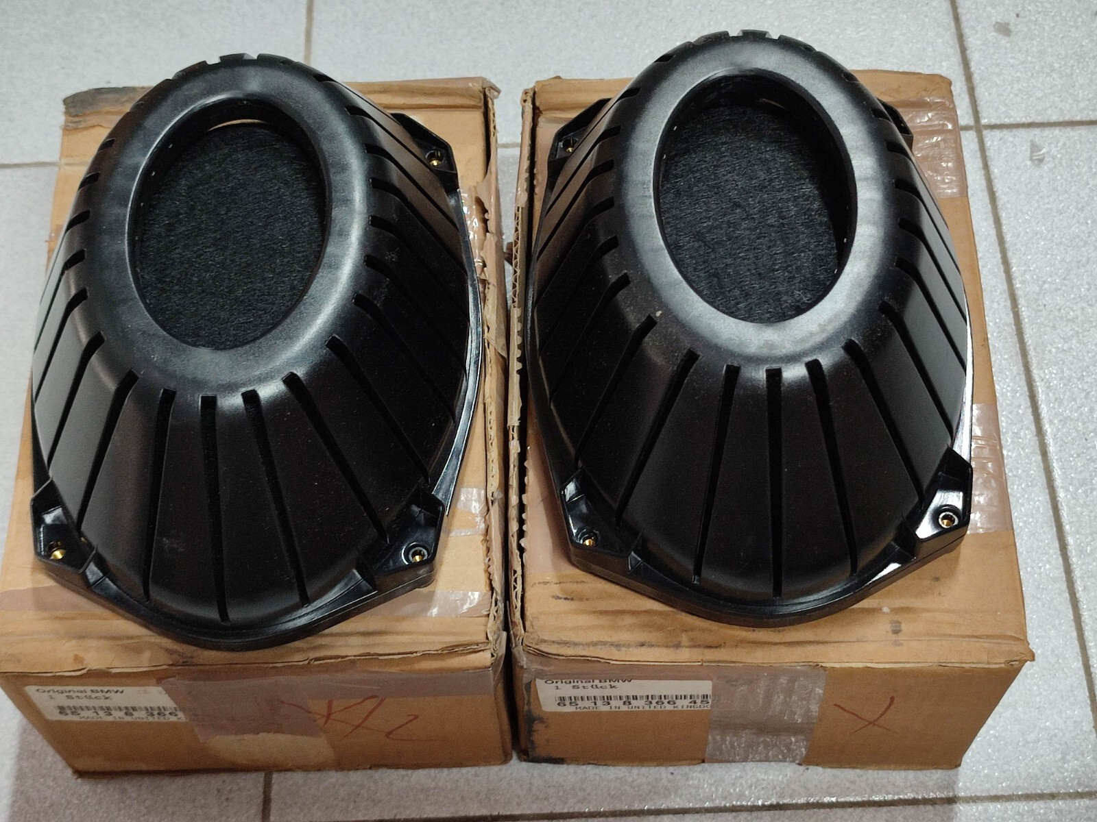 BMW E36 rear loudspeaker cups(2)TOP-HIFI-SYSTEM !NEW! NLA GENUINE  