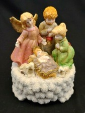 Manger Scene Musical  "Oh Come All Ye Faithful" Mary Joseph Baby Jesus Angel