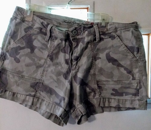 Girls Faded Glory Camoflouge Size 16 Shorts - Picture 2 of 2