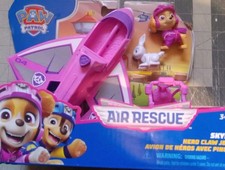 PAW Patrol Air Rescue Skye Hero Claw Jet And Bunny