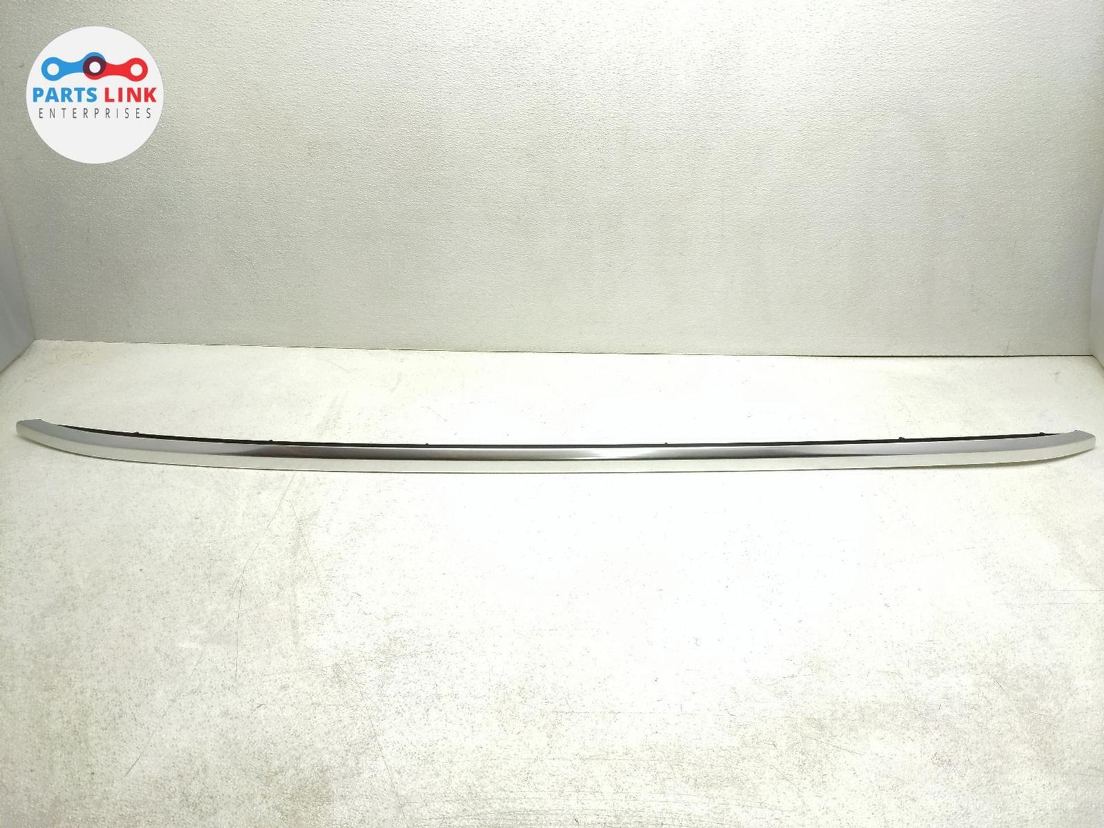 Bentley Bentayga 2016-2020 RIGHT Trim molding