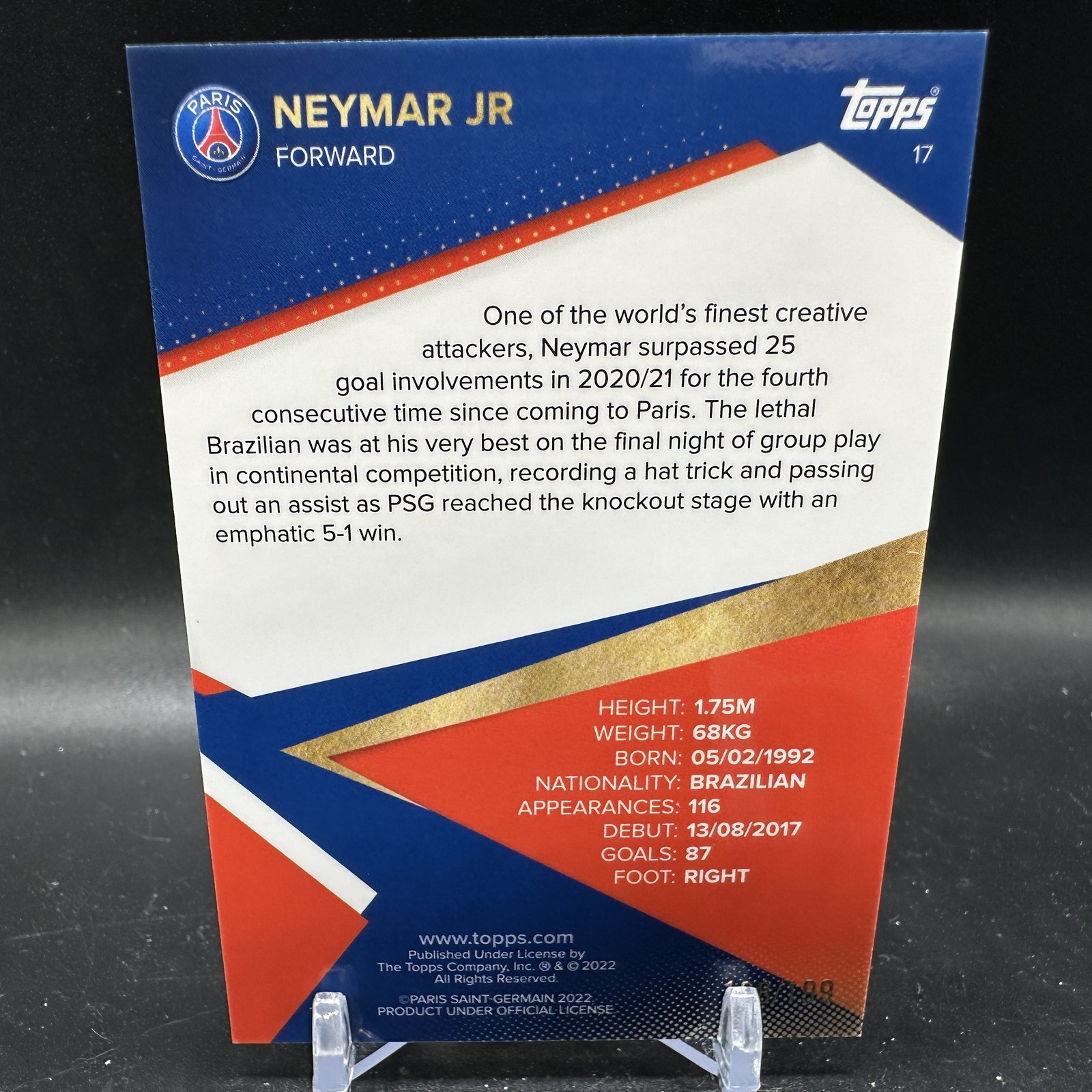 NEYMAR JR Neon Green Icy Foil /199 2021-22 PSG Team Set #17 Paris Saint-Germain view 2