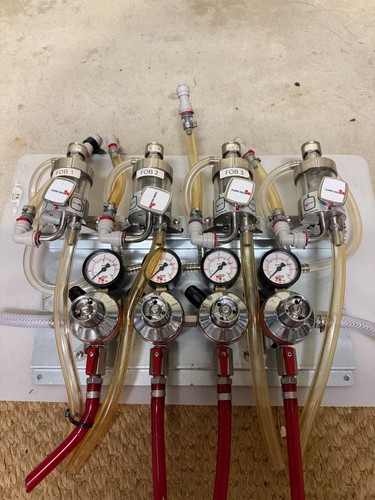 Micro Matic 4 Tap Draft Beer System – 4 FOB + 4 CO2 Secondary Regulators EN 837