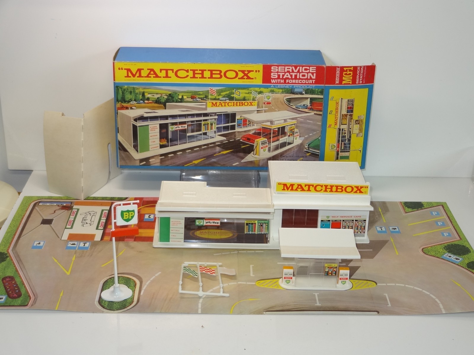 Check The Market for Matchbox Service Station