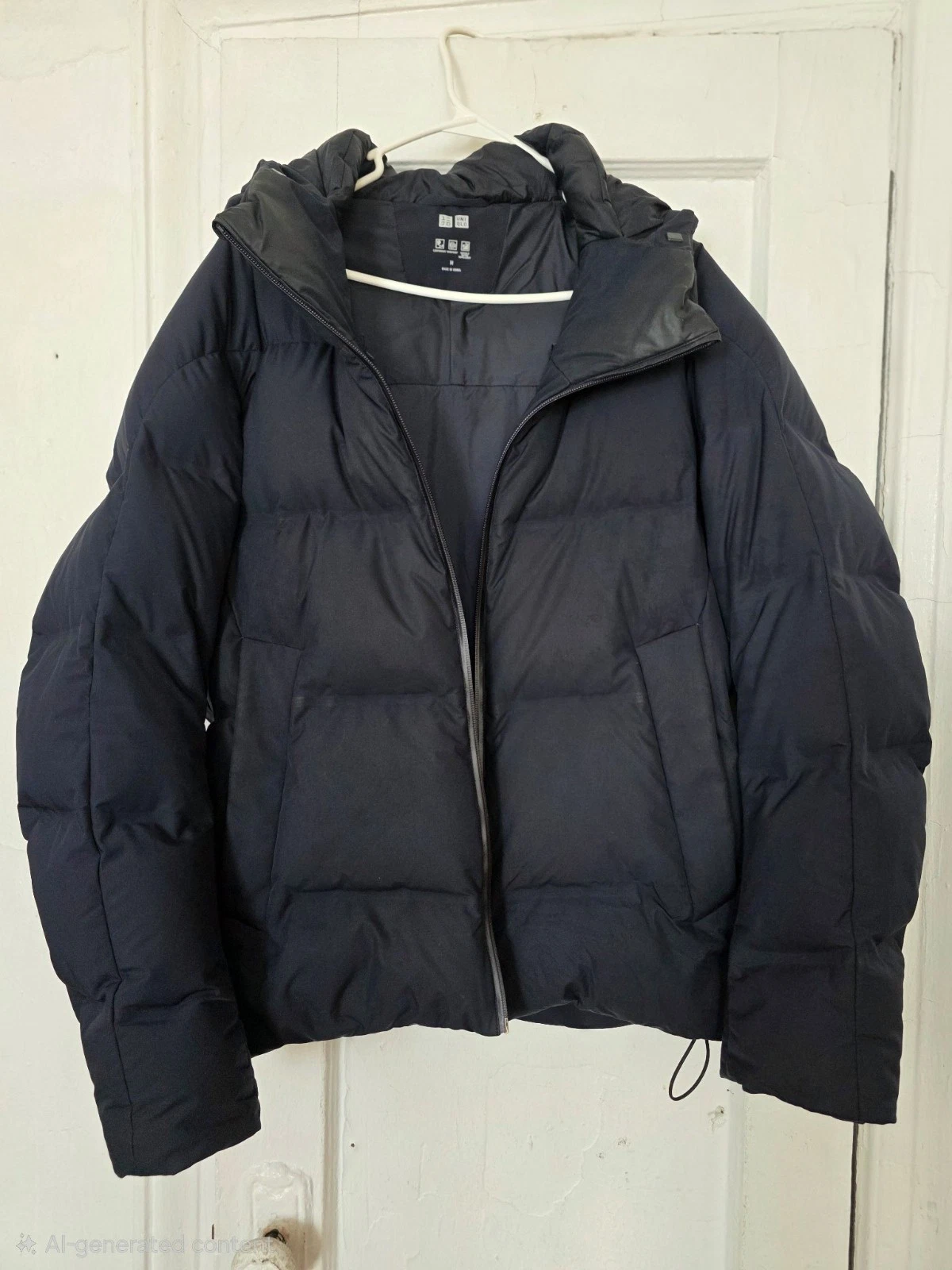 Uniqlo Men's Seamless Down Parka — Size M — Dark Navy — Used - product detail image 1