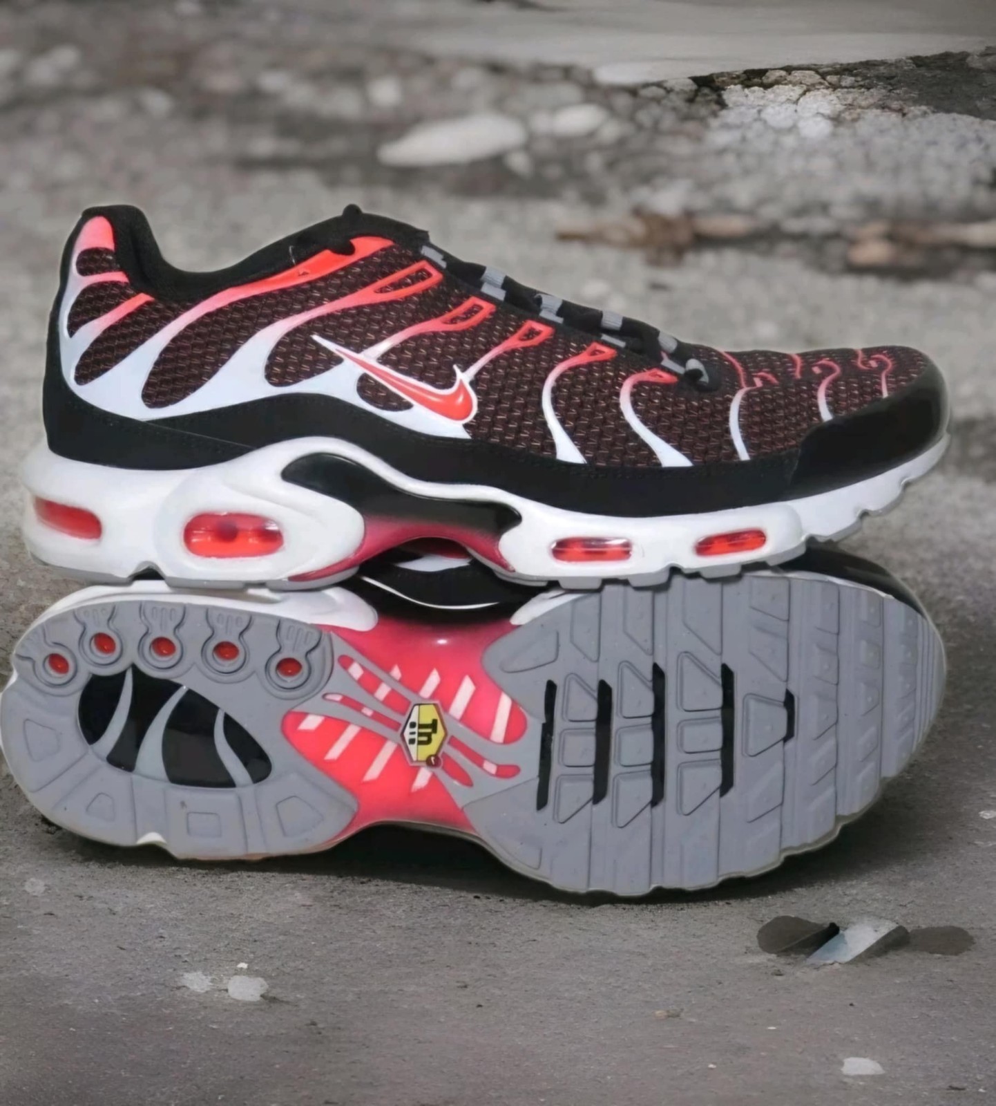 Nike Air Max Plus Men's SZ.13 "HOT LAVA" 862530-034 Running Shoes New image 3