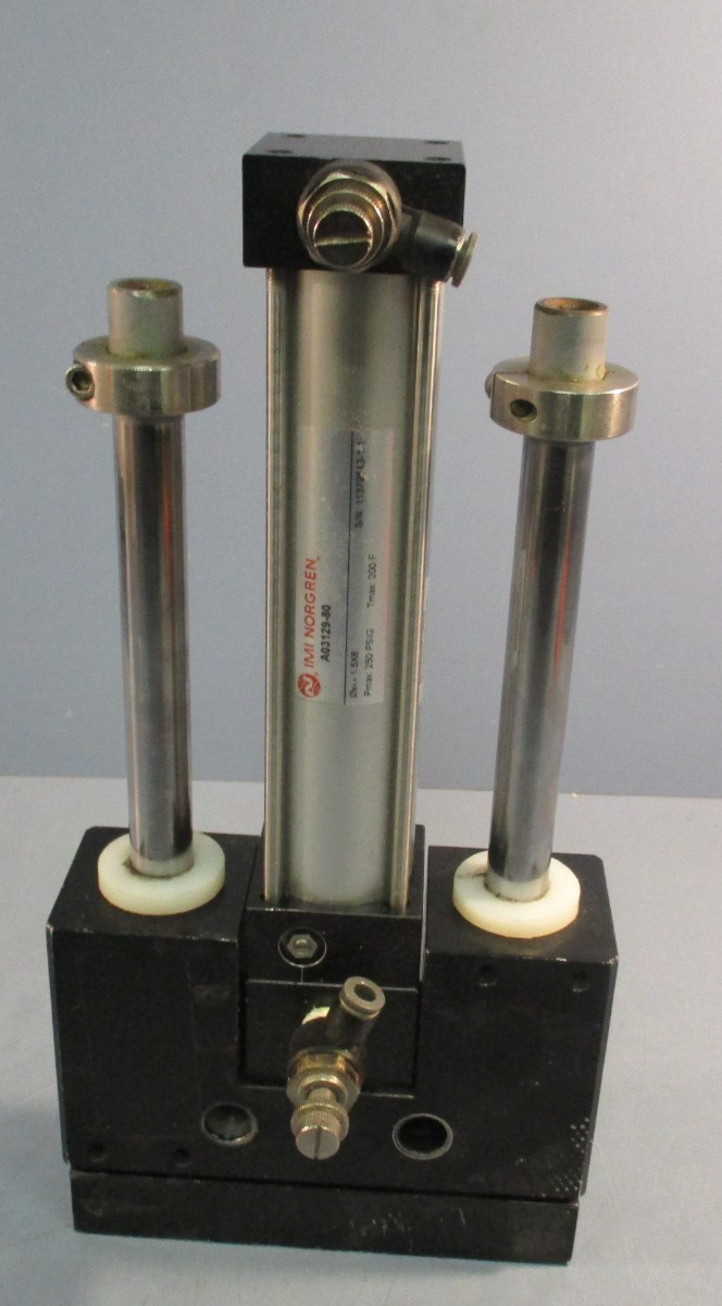 IMI Norgren Pnuematic Cylinder w/Base A03129-80, 250 PSIG 1.5