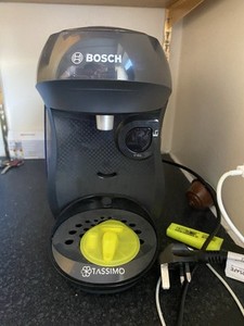 Bosch Tassimo Happy TAS1002NGB Heißgetränke-Kaffeemaschine - Schwarz