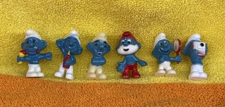 6 Figuren aus der Serie "erkennst Du Deinen Schlumpf"