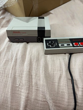 Nintendo NES Entertainment System Console + Controller, NTSC-U/C, Composite RCA