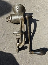 Universal No.2 Food Meat Grinder Hand Crank L.F.&C Nut Sausage Bread Crumber VTG