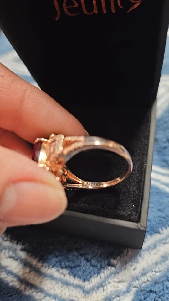 Piedra Roja Talla 8.5 925 CN FZN Foto 2 de 4