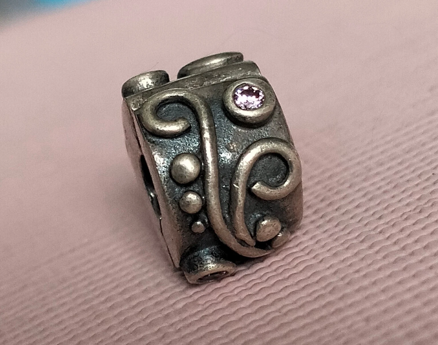 Picture 1 of 19