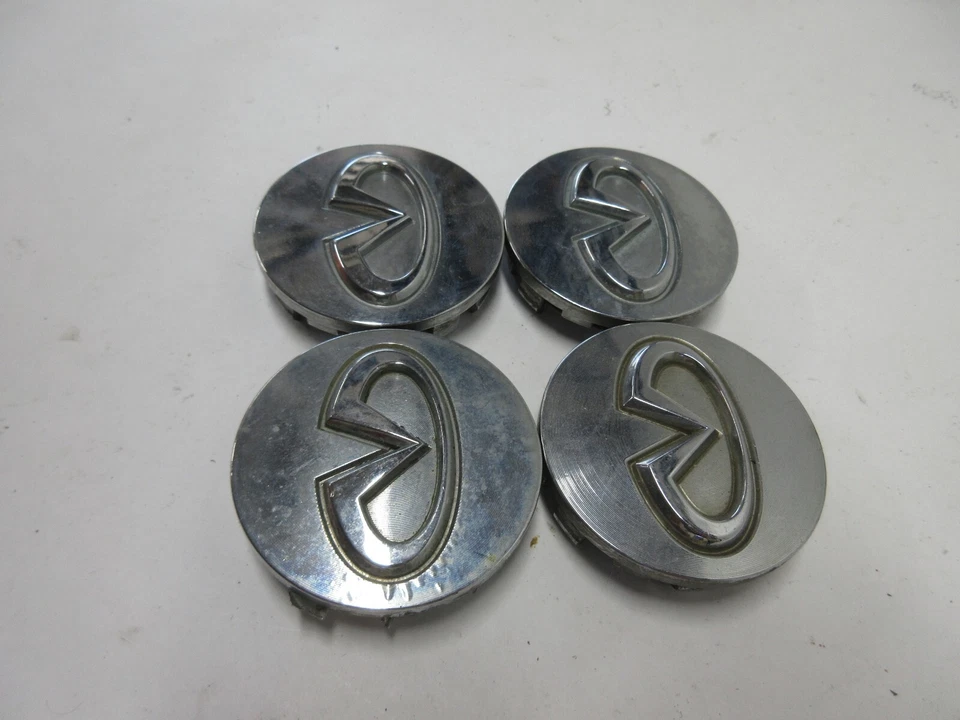 99-13 Infiniti Q45 I30 G20 G35 M45 Juego de cuatro (4) tapacubos centrales P/N 403435P215 Foto 2 de 4