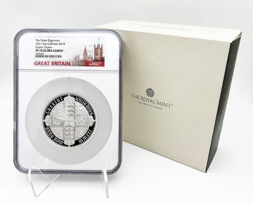 Great Britain UK 2021 £10 Gothic Crown QUARTERED ARMS 5 oz Silver Coin NGC PF70