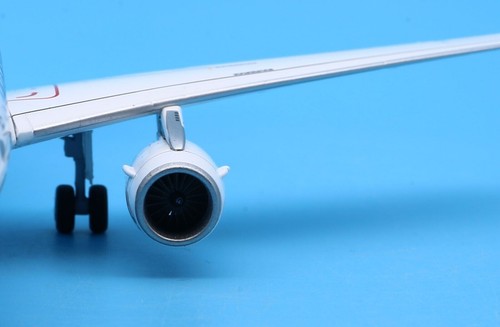 JC Wings 1/200 Brussels Airlines Airbus A319 Diecast Aircraft Jet Model OO-SSX - Picture 11 of 13