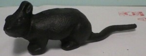 solid cast Iron mouse or rat 5" X 1 5/8 approx 5.7 oz
