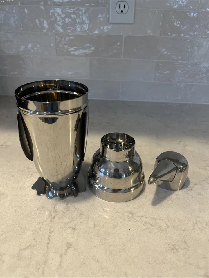 Pottery Barn Penguin Coctelera Martini Mezclador de Bebidas 3 Piezas Vajilla de Acero Inoxidable Foto 2 de 4