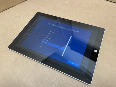 Microsoft Surface 3 Atom x7-Z8700 4GB RAM 125GB SSD