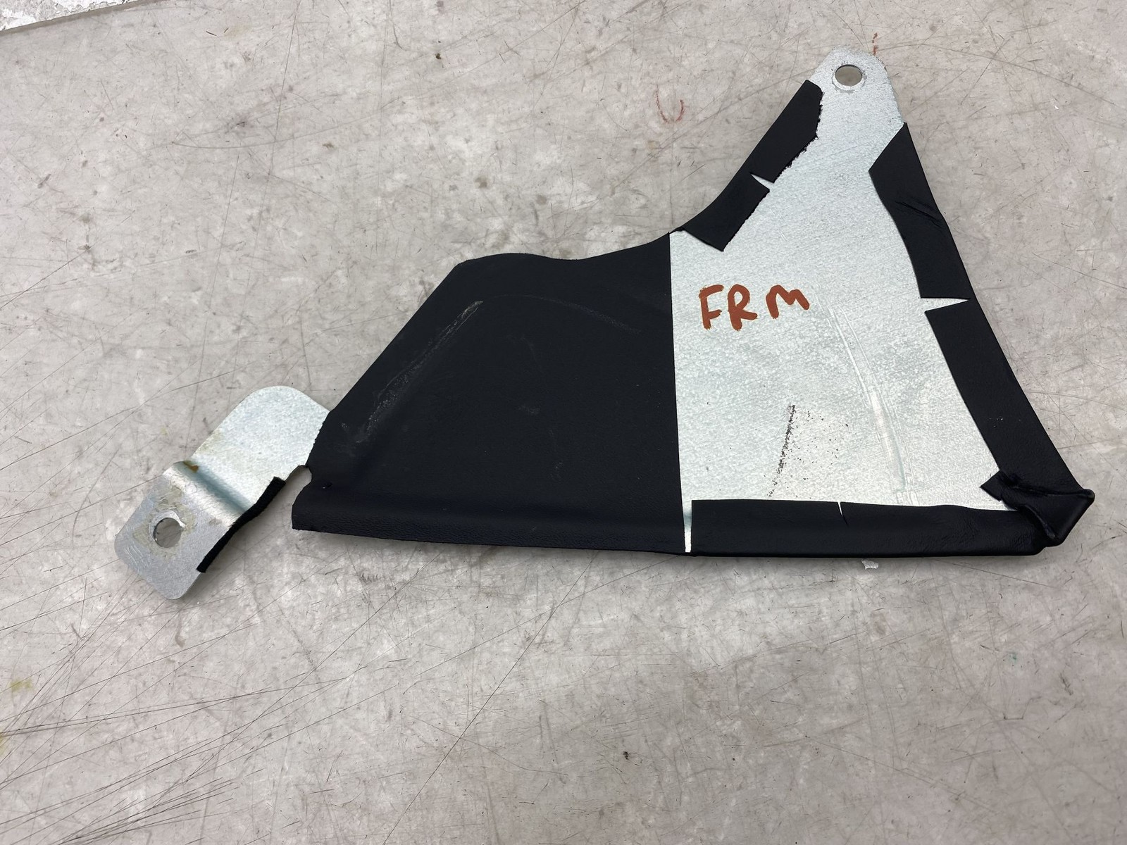 2013-2019 BENTLEY FLYING SPUR OEM LEFT & RIGHT SIDE MOLDING PANELS 3W0863930