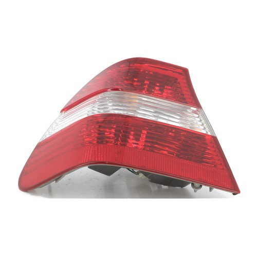 Linkes Rücklicht - BMW Serie 3 IV PH.1 - 63218383821 - Z0-2162J