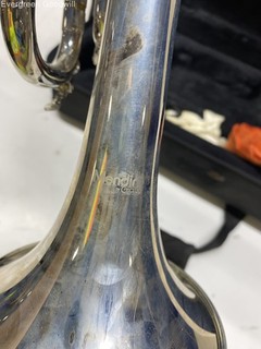 Mendini Trumpet