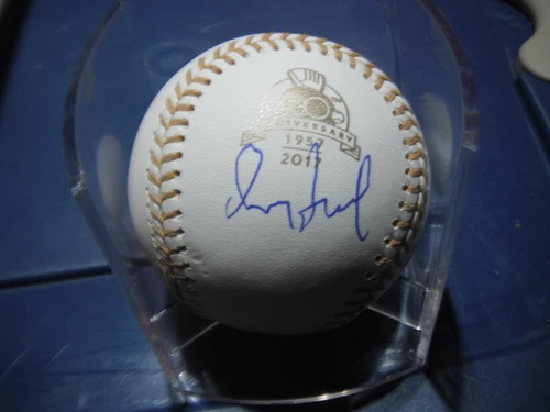 Greg Maddux Autographed 2017 Gold Glove Award Ceremony Baseball Certed PSA