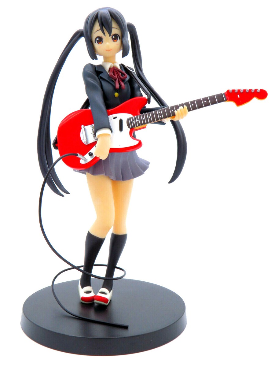 K-ON! Figure - 2012 Nakano Azusa w/ Guitar - Banpresto SQ 8