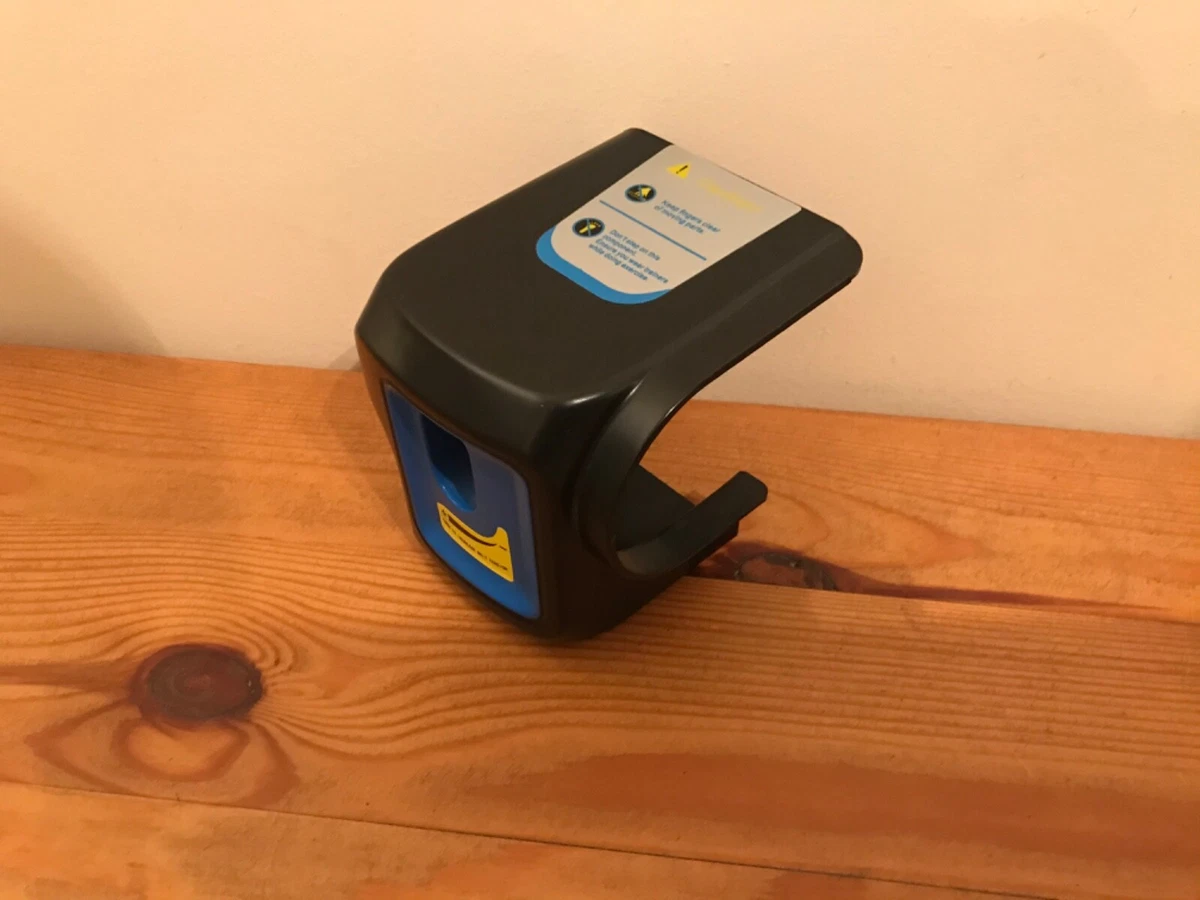 ROGER BLACK PLUS MK9 2NW END CAP LHS IN GOOD CONDITION
