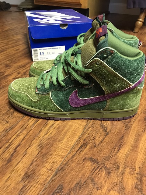nike dunk sb high skunk 420