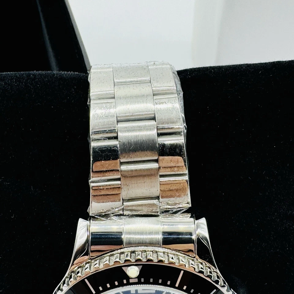 Seapro Men's Tideway SP5332 Analog Display Quartz Silver Watch Stainless Steel - Image 4 of 4