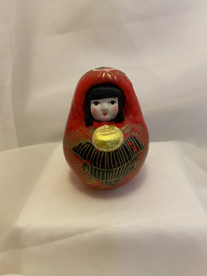 Japanese Princess Dharma Doll ~ Original Box ~ Red/Gold Paper Mache ~ Kokeshi - Image 3 of 4