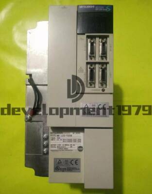 1PC MR-J2S-500B Mitsubishi AC Servo Drive Gebraucht