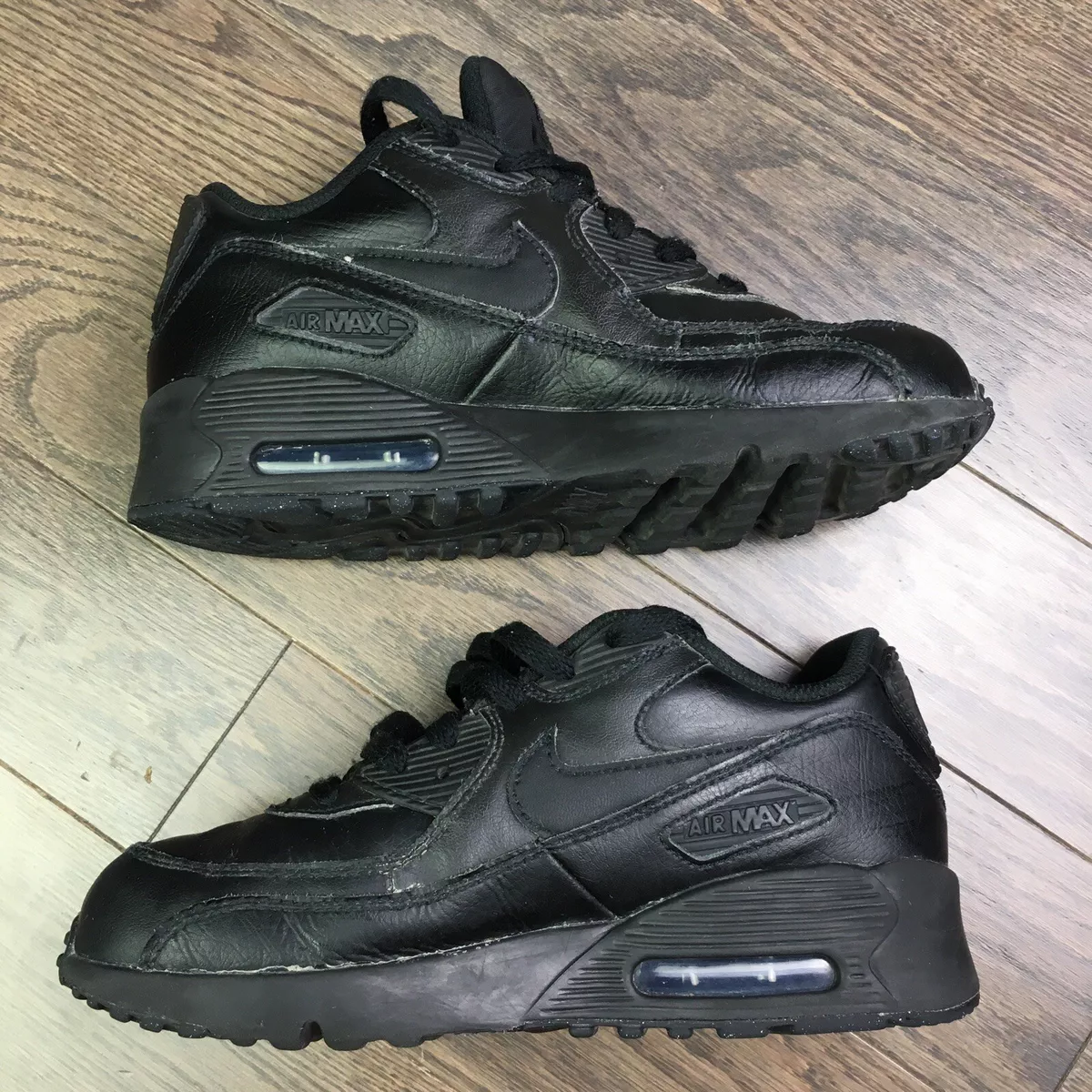 Nike top 2y size