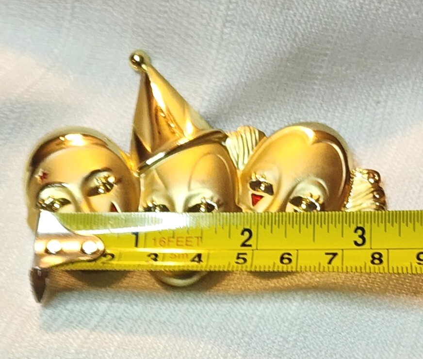 Triple Clowns Vintage Signed AJC Gold Tone Enamel Theater Masks Faces Brooch Pin